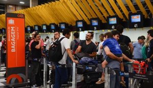 Companhias aéreas não têm data para iniciar cobrança por despacho de bagagem