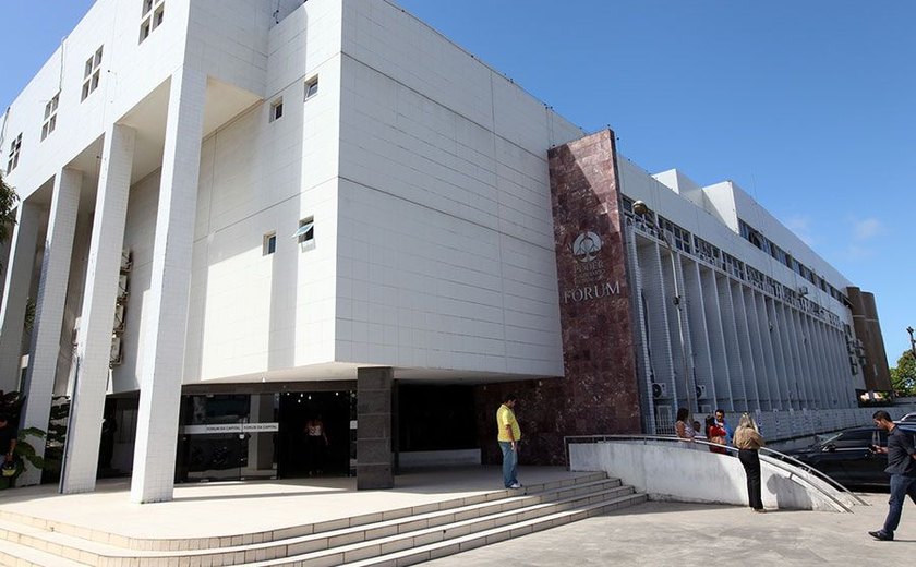 8ª Vara Criminal leva a júri dois acusados de homicídio em Murici em 2014