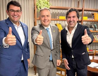 Em Brasília, prefeito amplia pontes com bancada alagoana em busca de investimentos para Mar Vermelho