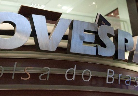 Ibovespa fecha em queda de 0,2% antes de dados de emprego dos EUA