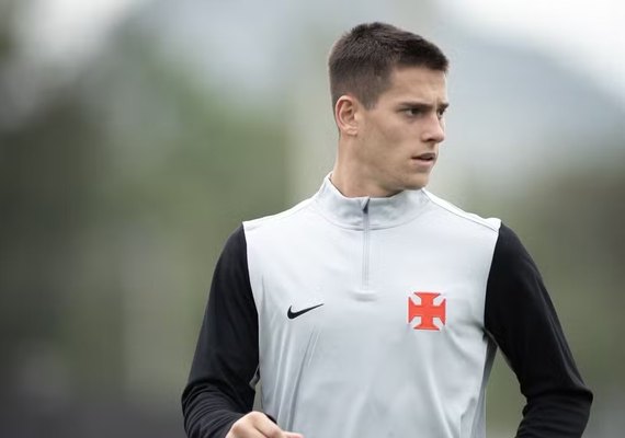 Vasco encaminha empréstimo do meia Estrella ao CRB