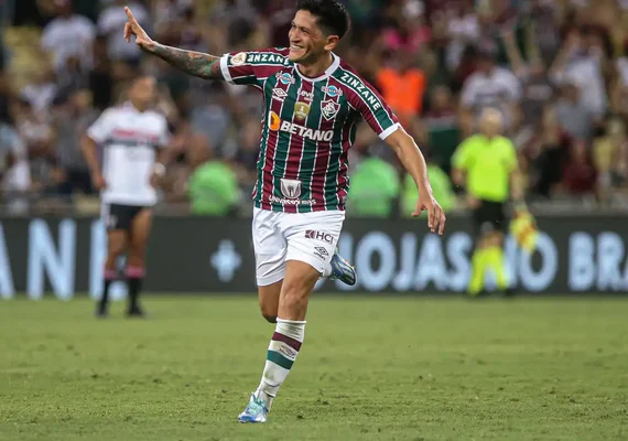 Cano é eleito Rei da América e Diniz o melhor técnico do continente