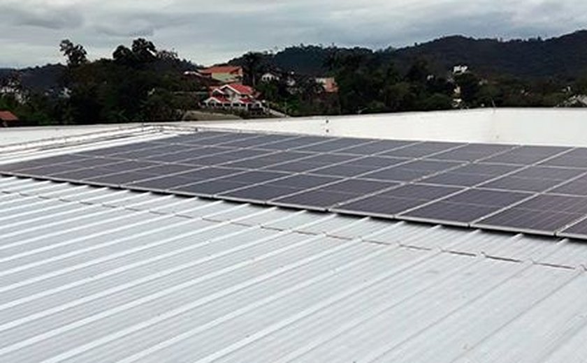 Sistema cooperativo libera mais de R$ 17 milhões para compra de placas solares