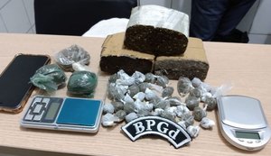 BPTran apreende arma e BPGd prende jovem com drogas em Maceió