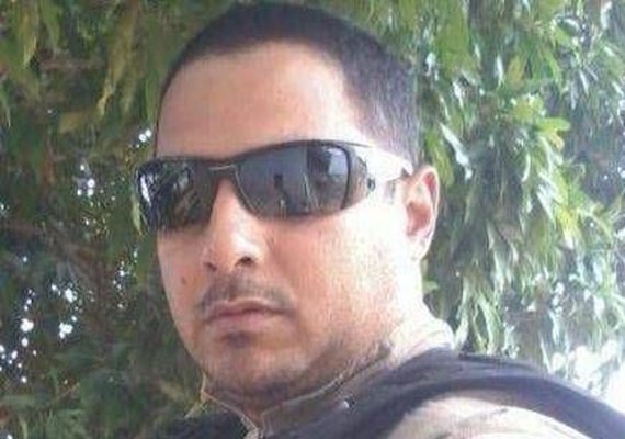 Policial morre após ser atropelado por van na Avenida Brasil