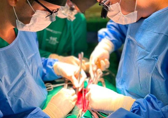 Dr. Wanderley concilia transplante com campanha