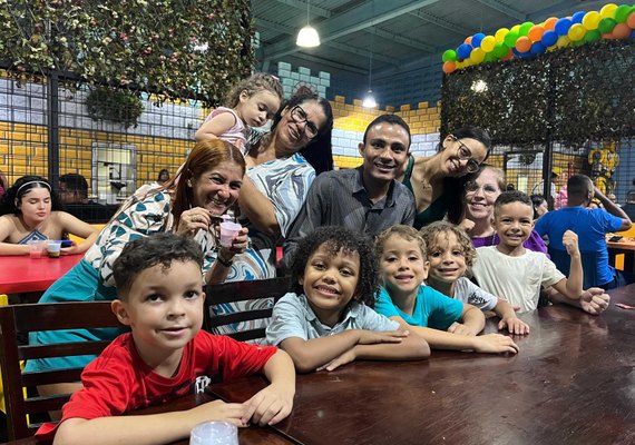 Servidor público leva diversão e alegria para crianças de CMEI no Antares