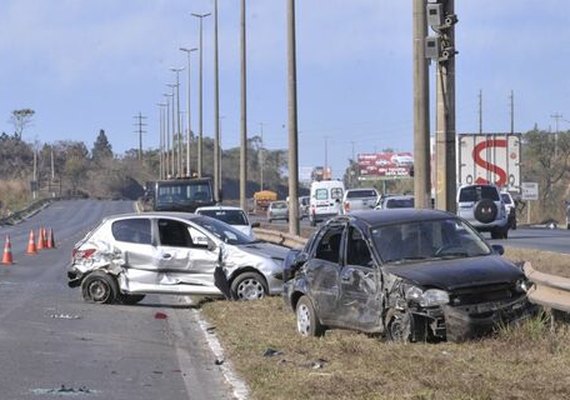 Dormir no volante está entre as principais causas de acidentes nas rodovias no país