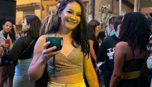 Mulher morre após cair de cachoeira e bater cabeça em pedras