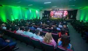 Procuradora-chefe do MPF prestigia posse do defensor público-geral de Alagoas