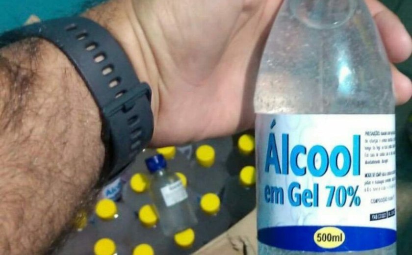 Covid-19: Polícia apreende álcool em gel sem procedência em Maceió