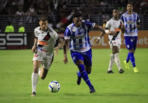 CSA é derrotado pelo Vasco por 3 a 0 no Rei Pelé e fica em situação difícil na Série A