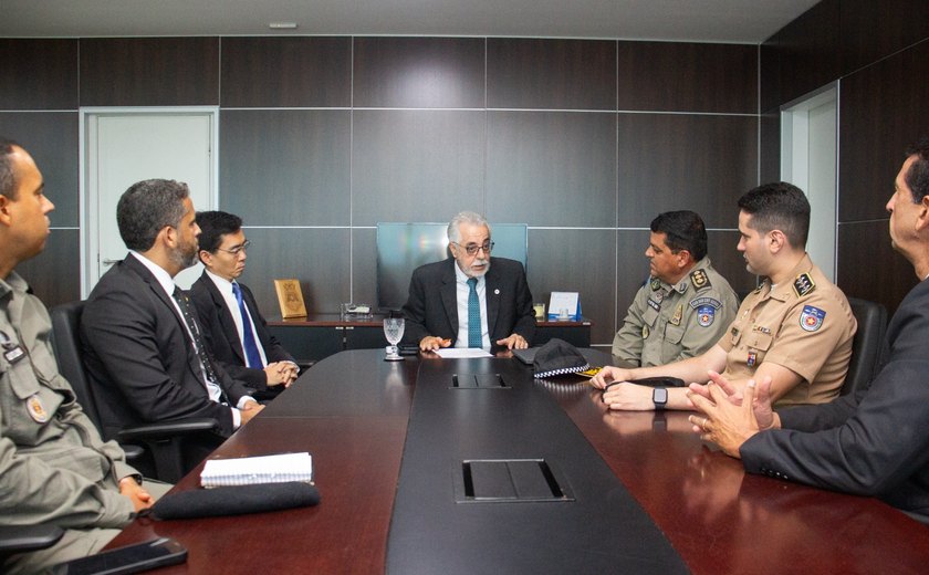TRE/AL discute segurança para as eleições com polícias Militar e Civil