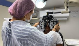 Trabalhadores do comércio recebem consultas e óculos gratuitos em Maceió