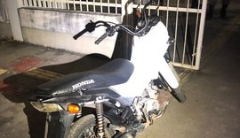 Motocicleta furtada em Campo Alegre é recuperada pela PM em Coruripe