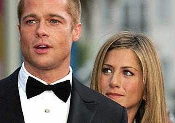 Brad Pitt pede perdão a Jennifer Aniston, à quem traiu com Angelina Jolie