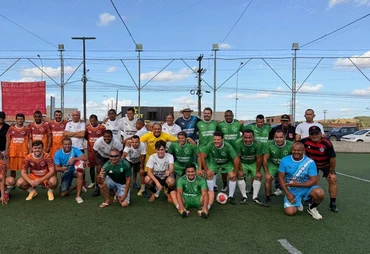 Juiz alagoano marca um golaço da solidariedade, ao arrecadar mais 700 cestas básicas em evento esportivo