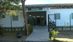 Cinco pessoas ficam feridas após colisão de carro com animal solto na rodovia