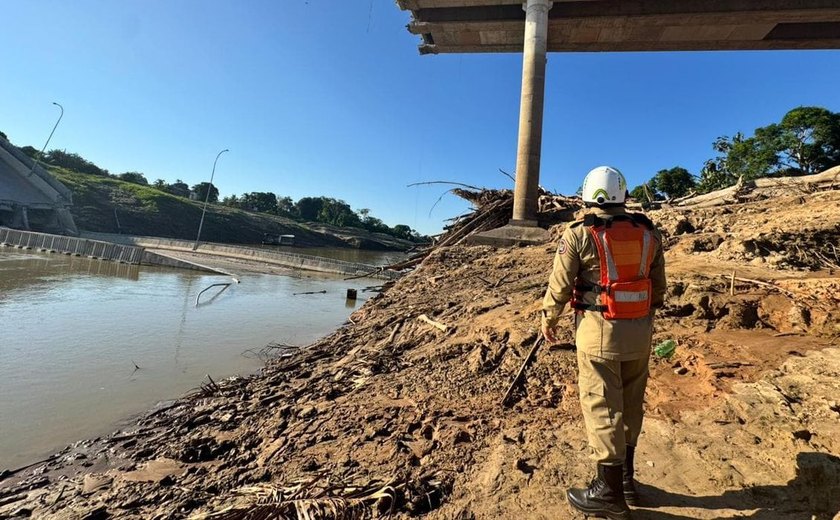 Ponte de R$ 36 milhões desaba e deixa quatro feridos no Acre