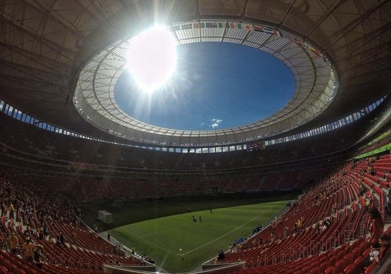 Polícia Federal prende dois ex-governadores do DF e assessor de Temer