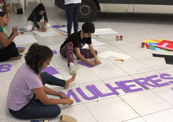 Mulheres repudiam “ódio” de Jair Bolsonaro