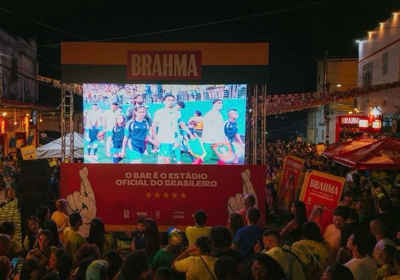 Rua Nº1 transforma bares em estádios para torcedores em Salvador durante a Copa do Mundo