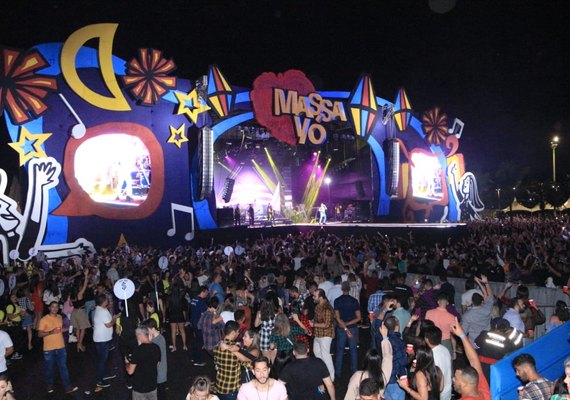 Diversificado: segunda noite do São João no polo Jaraguá atrai milhares de pessoas