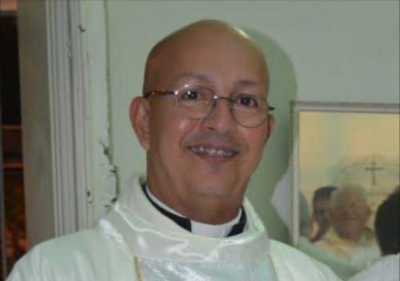 Depois de vários dias na UTI, padre Nilton Marques morre vítima do Coronavírus