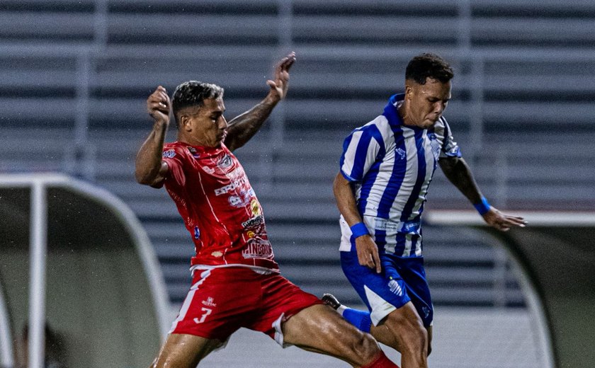 CSA líder: Itamar Schülle celebra solidez defensiva e evolução tática após vitória sobre o Penedense