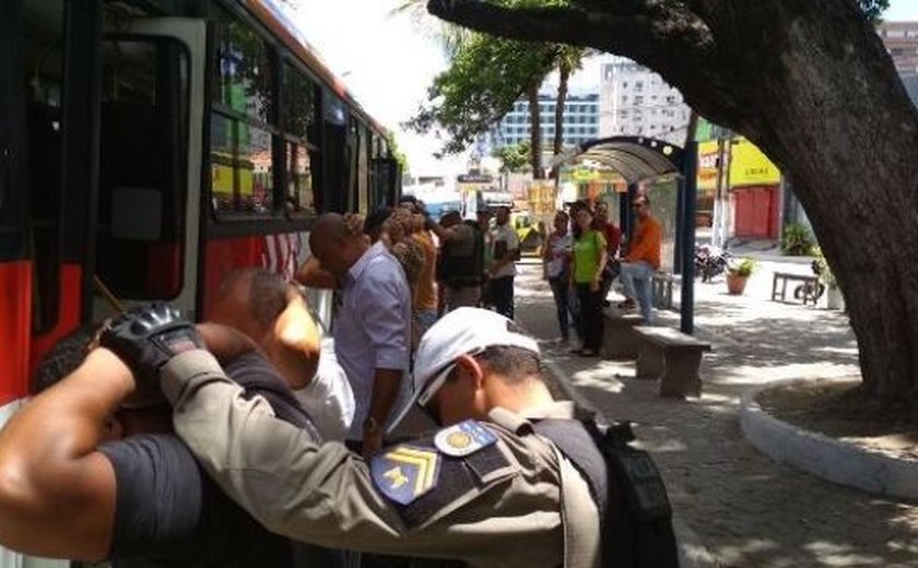 Dados da SSP apontam queda de 38% no número de assaltos a ônibus em Maceió