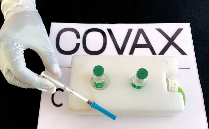 Brasil recebe mais 1 milhão de vacinas covid-19 via Covax Facility