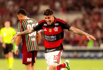 Flamengo mantém a liderança do Brasileirão após rodada de clássicos
