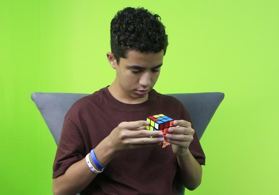 Pequeno gênio alagoano brilha em olimpíadas