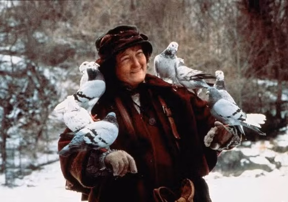 Morre Brenda Fricker, atriz vencedora do Oscar por ‘Meu Pé Esquerdo’, aos 81 anos