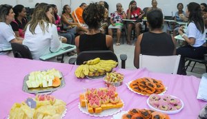 Maceió Rosa: roda de conversa fala sobre alimentação preventiva