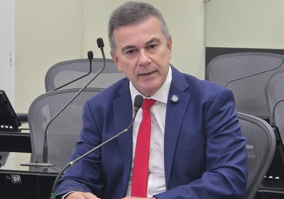 Ronaldo Medeiros critica proposta de modificação do projeto que amplia isenção do IR
