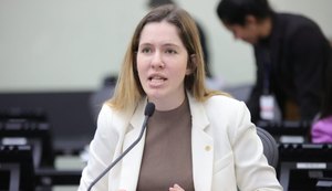 Deputada apresenta projeto que garante continuidade dos estudos a gestantes em formação na PM e no Corpo de Bombeiros