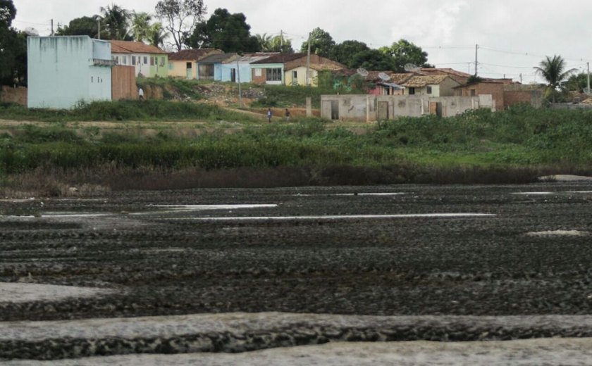Órgãos ambientais apontam causas da secagem da Lagoa do Pé Leve, em Limoeiro de Anadia