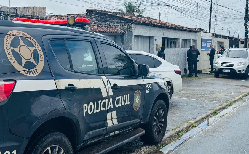 DHPP e Oplit prendem um dos autores de homicídio na Ponta Verde