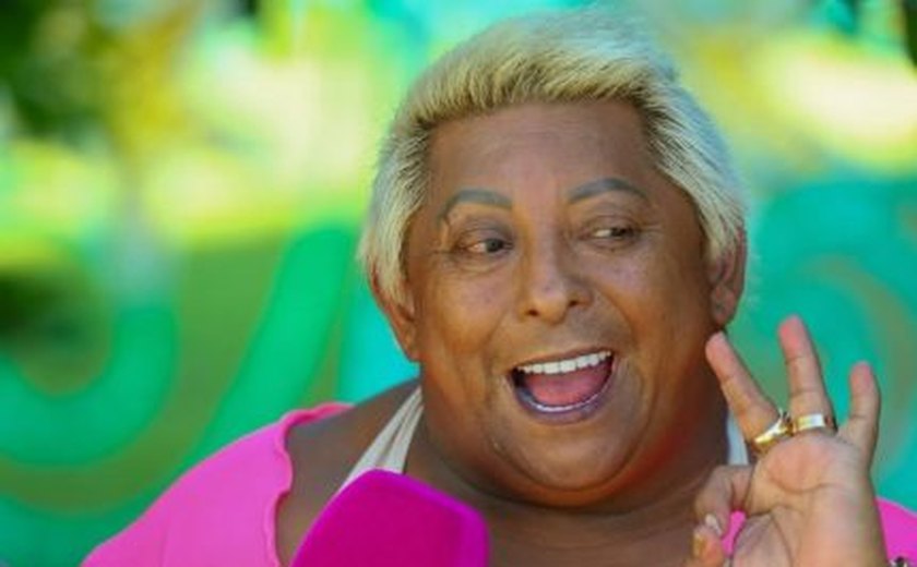 Patixa Teló sofre acidente e é socorrida às pressas no Rio