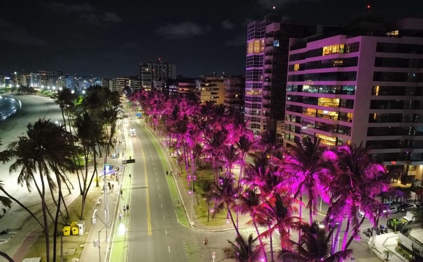 Maceió projeta em viadutos e na Avenida Silva Viana apoio ao Outubro Rosa