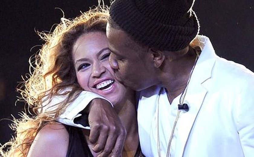 Beyoncé e Jay-Z fazem proposta de R$ 375,2 milhões por mansão em Los Angeles