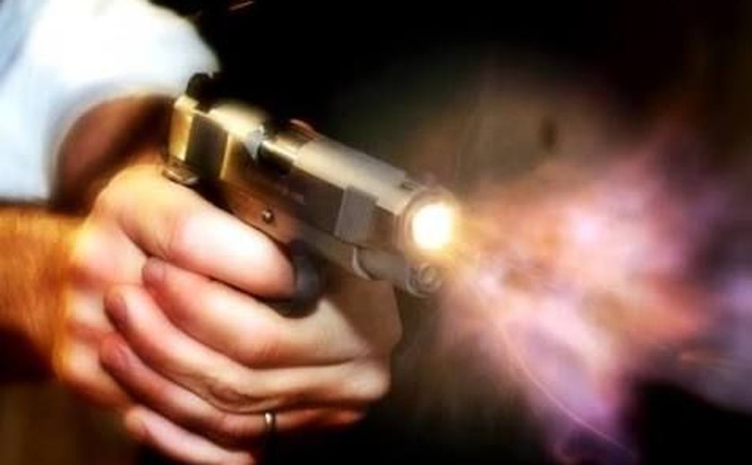 Suspeito de crime é morto ao trocar tiros com a polícia em Arapiraca
