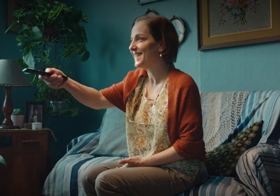TV aberta é hobby de 91% dos idosos no Brasil