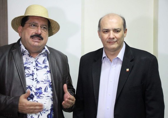 Parceria entre a Prefeitura  e a Ufal vai preparar riolarguenses para o Enem