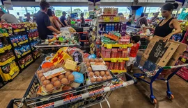 Prévia da inflação perde força pelo 2º mês e fecha abril em 0,41%