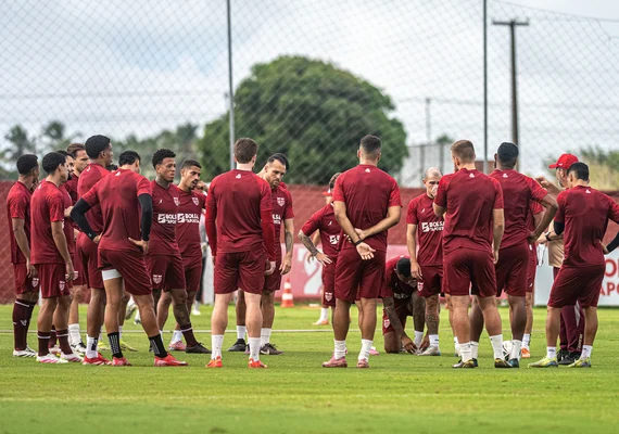 CRB finaliza preparação e embarca para duelo contra o Atlético Goianiense