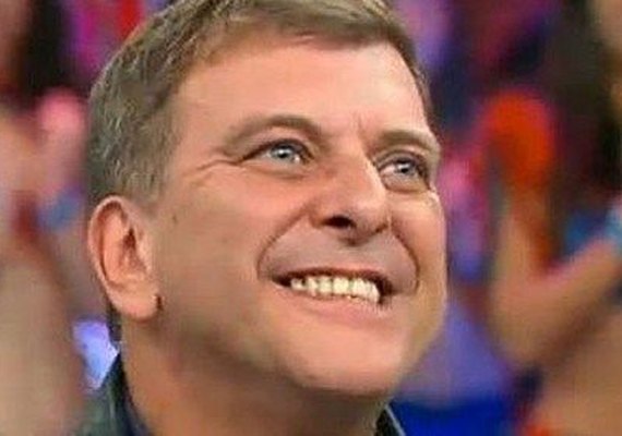 Após AVC, diretor Jorge Fernando luta para recuperar a fala e os movimentos