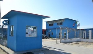 Instalação de escâneres corporais causa suspensão de visitas no Cyridião Durval