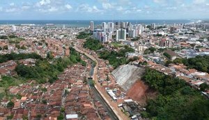 Homem é executado com 23 tiros no Vale do Reginaldo, em Maceió